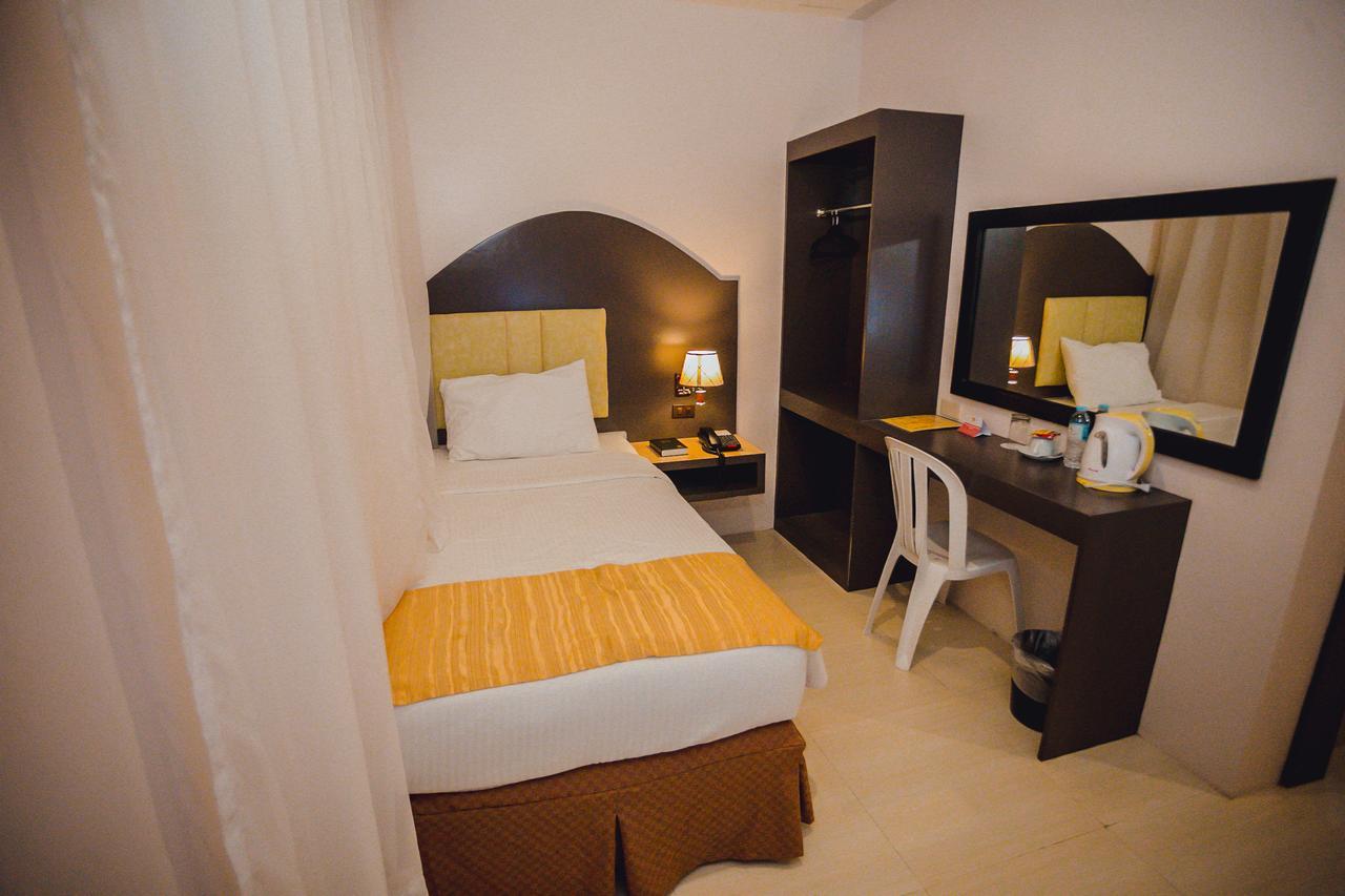 Butuan Grand Palace Hotel Butuan City Bagian luar foto